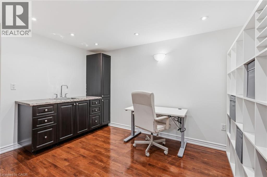 4828 Verdi Street — photo 38
