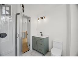 58 Charlton Street thumbnail 11