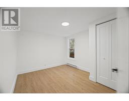 58 Charlton Street thumbnail 17