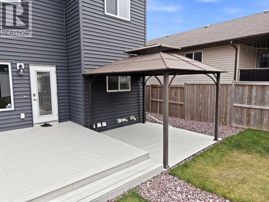 Listing photo – 124 Pioneer Way, Blackfalds
