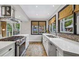 Eat in kitchen - 316 River Side Drive, Oakville, ON L6K3N4 Photo 13