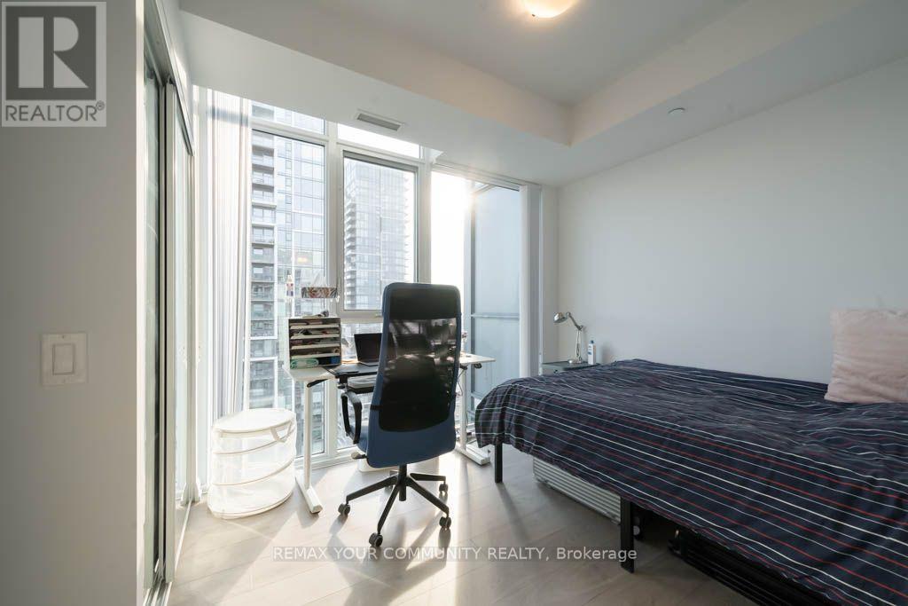 7895 Jane Street — photo 10