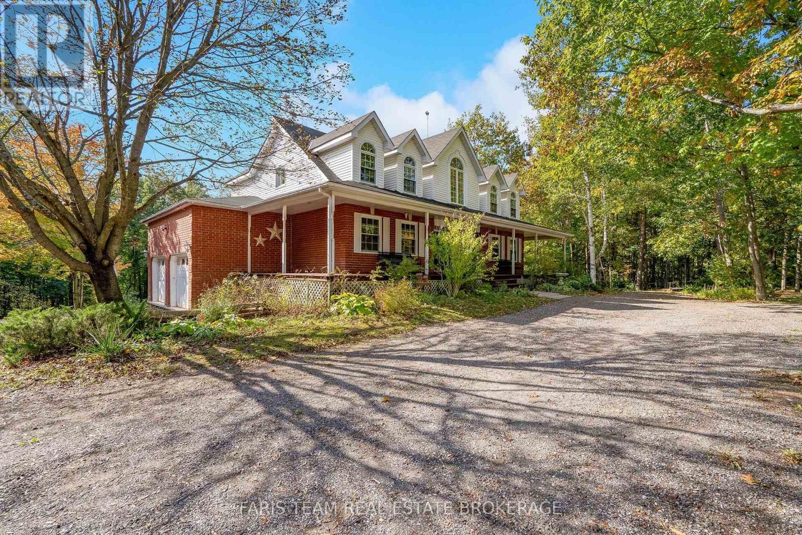 12 Valley View Drive, Springwater, ON photo 2