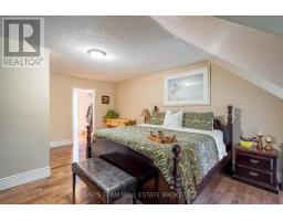 12 Valley View Drive, Springwater, ON L0L1Y0 Photo 14