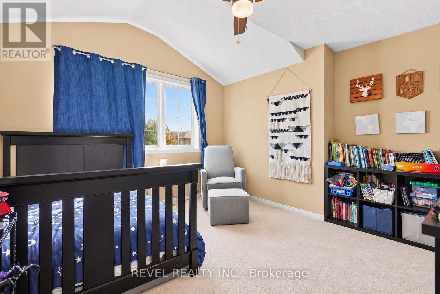 30 SUN KING CRESCENT - 31