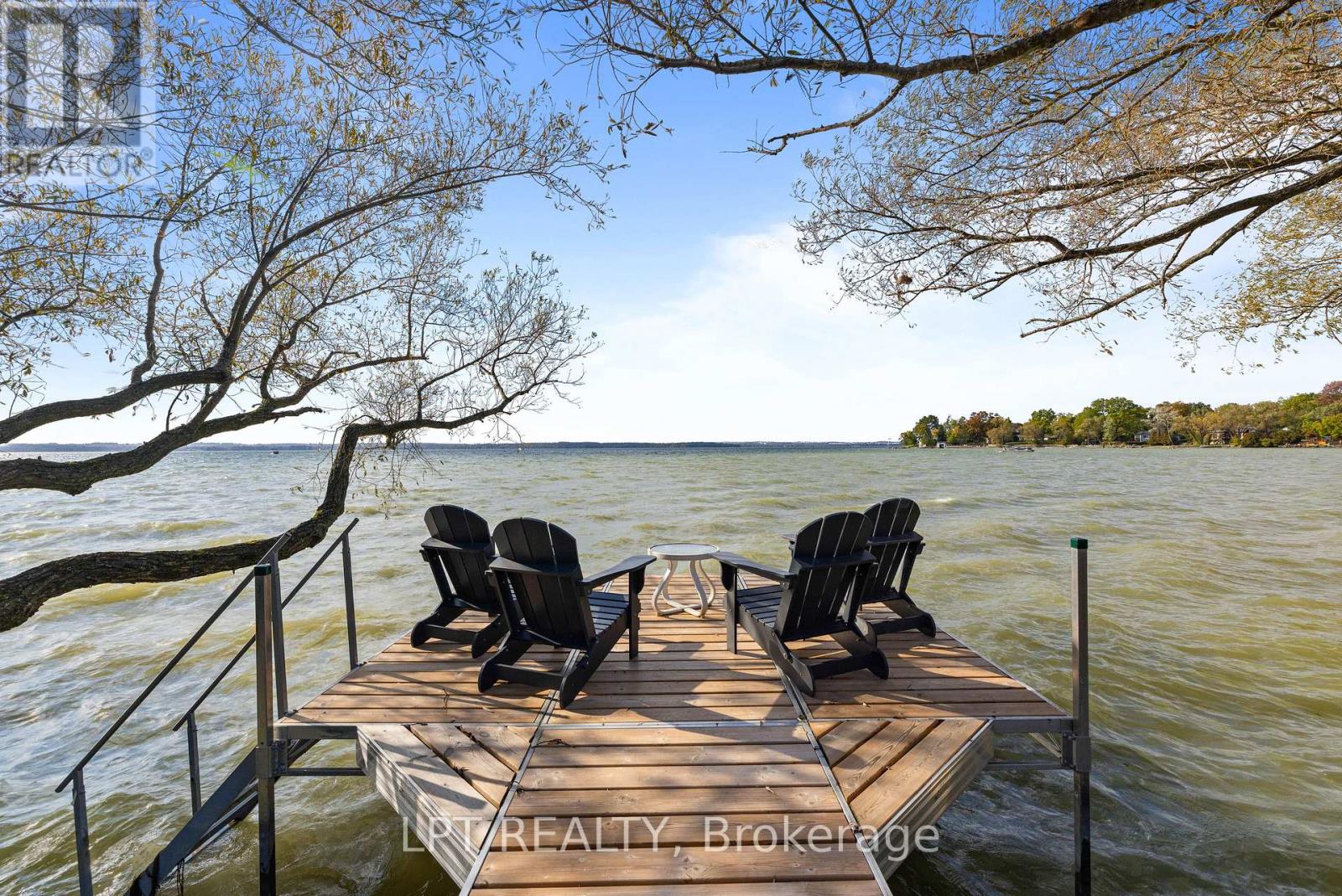 9 Davy Point Circle, Georgina, ON photo 5