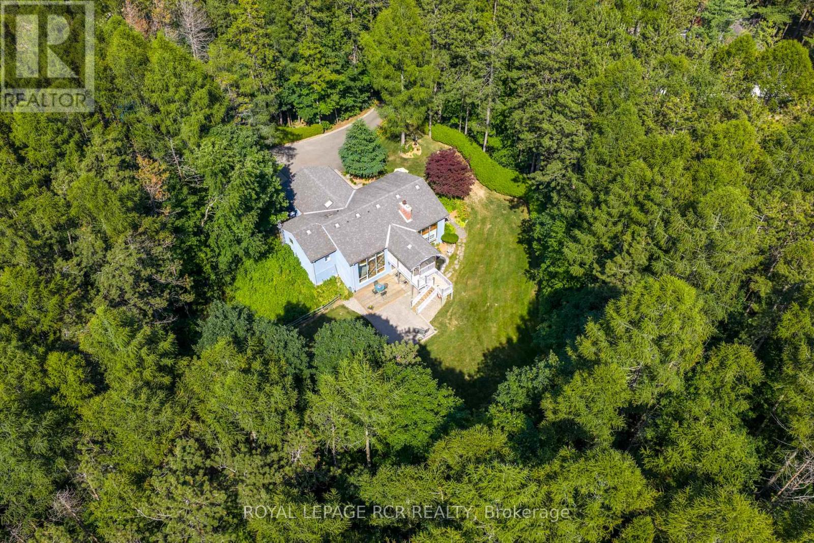 12 Damascus Drive, Caledon, ON photo 2