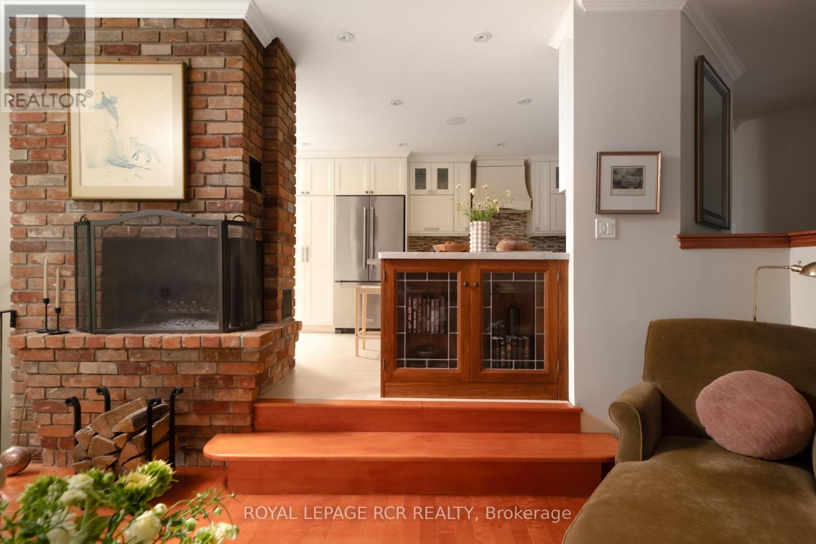 12 Damascus Drive, Caledon, ON photo 5