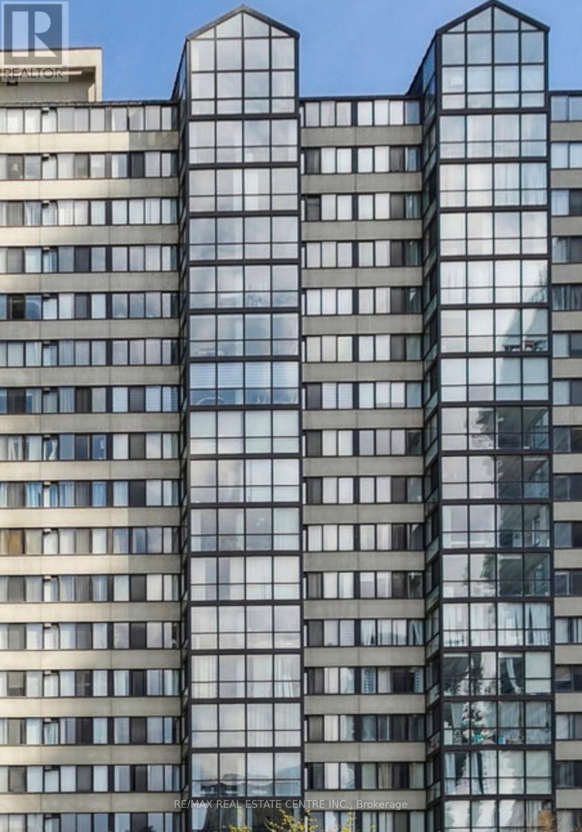 411- 350 Webb Drive, Mississauga, ON photo 2