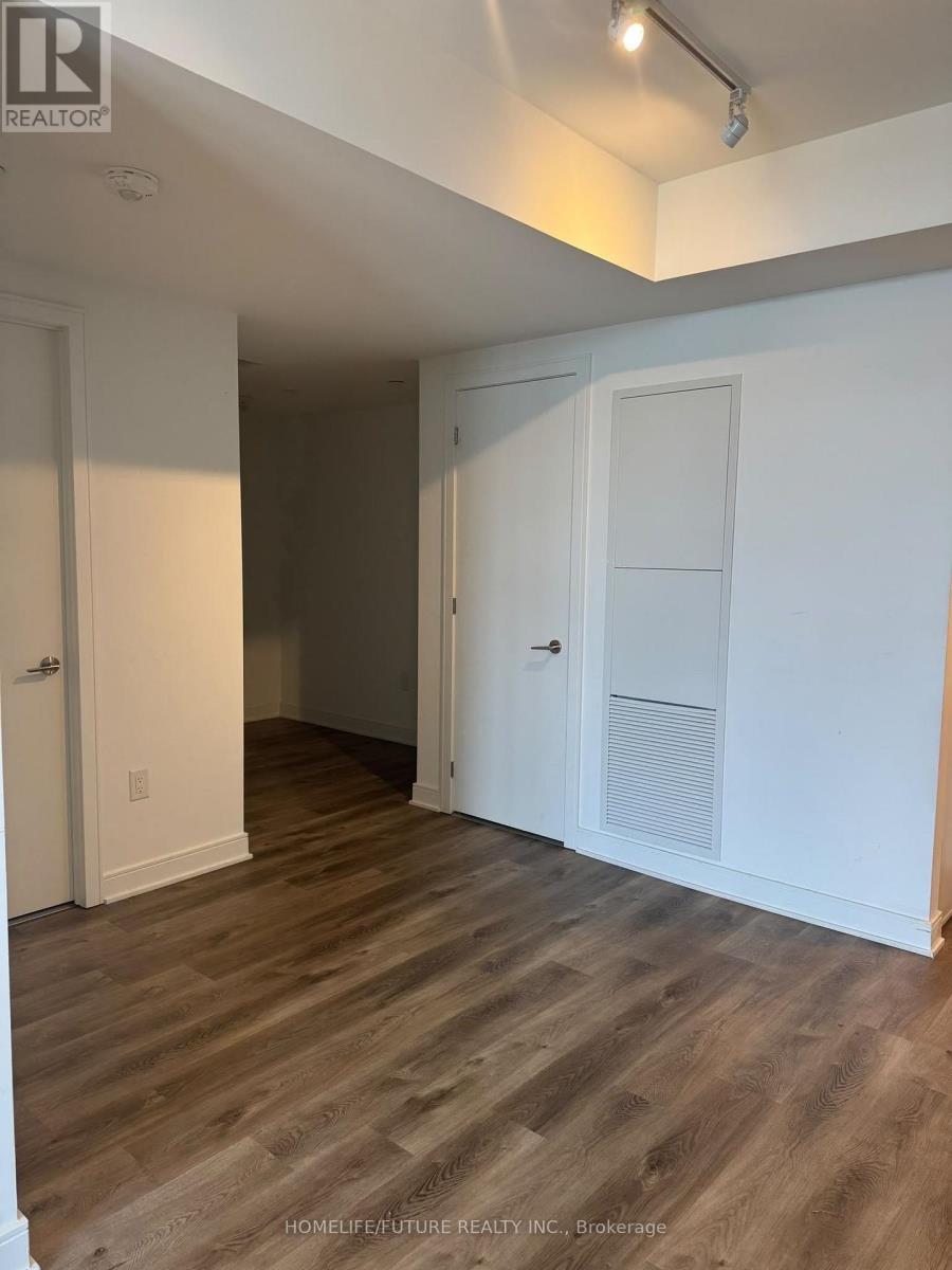 86 Dundas Street — photo 23