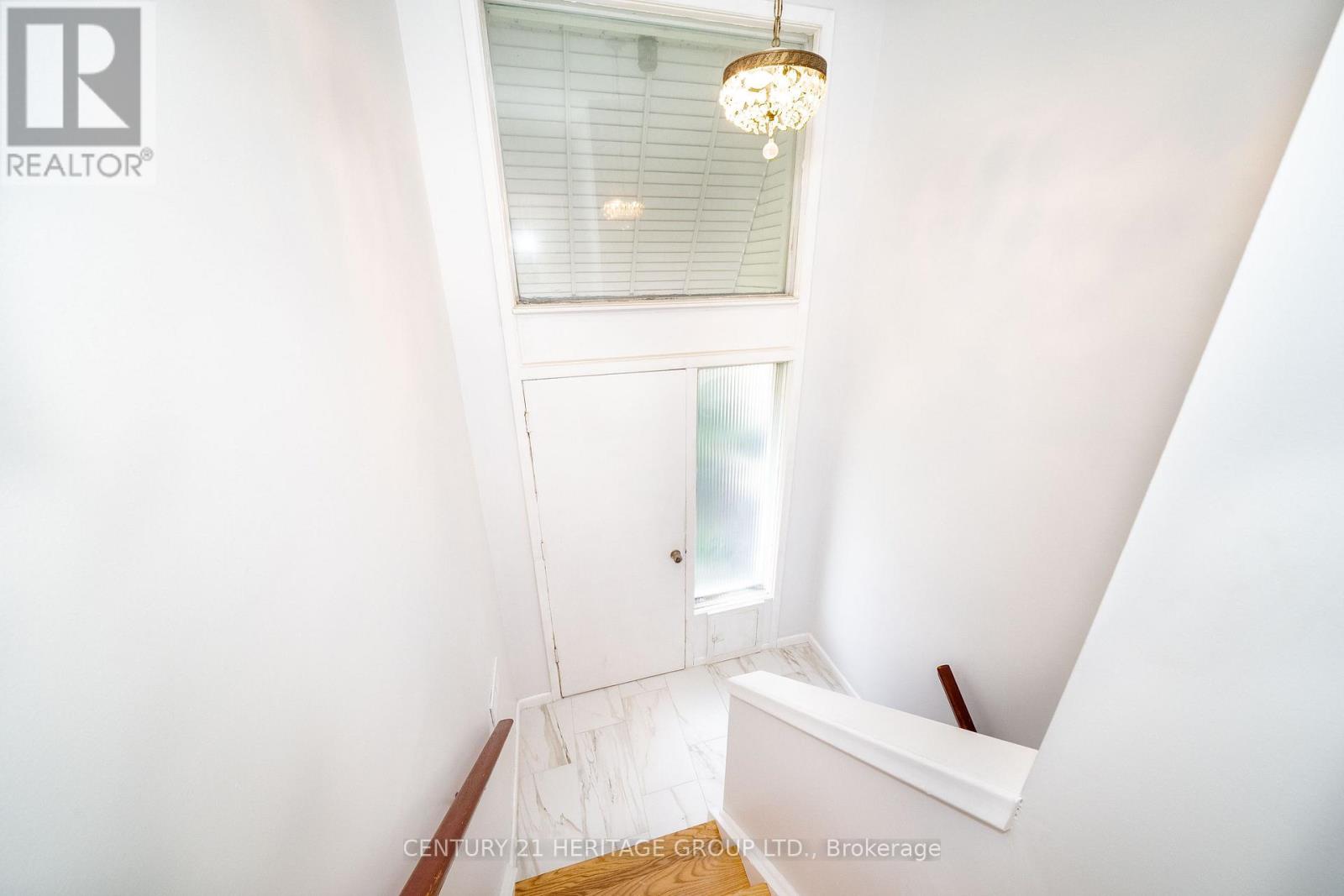 37 Gambello Crescent — photo 17