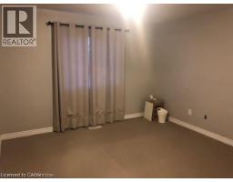 215 Maple Bush Drive, Cambridge, ON N1T0B8 Photo 15