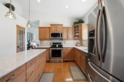 92 Wyndstone Circle, East St Paul, MB R2E0L8 Photo 12