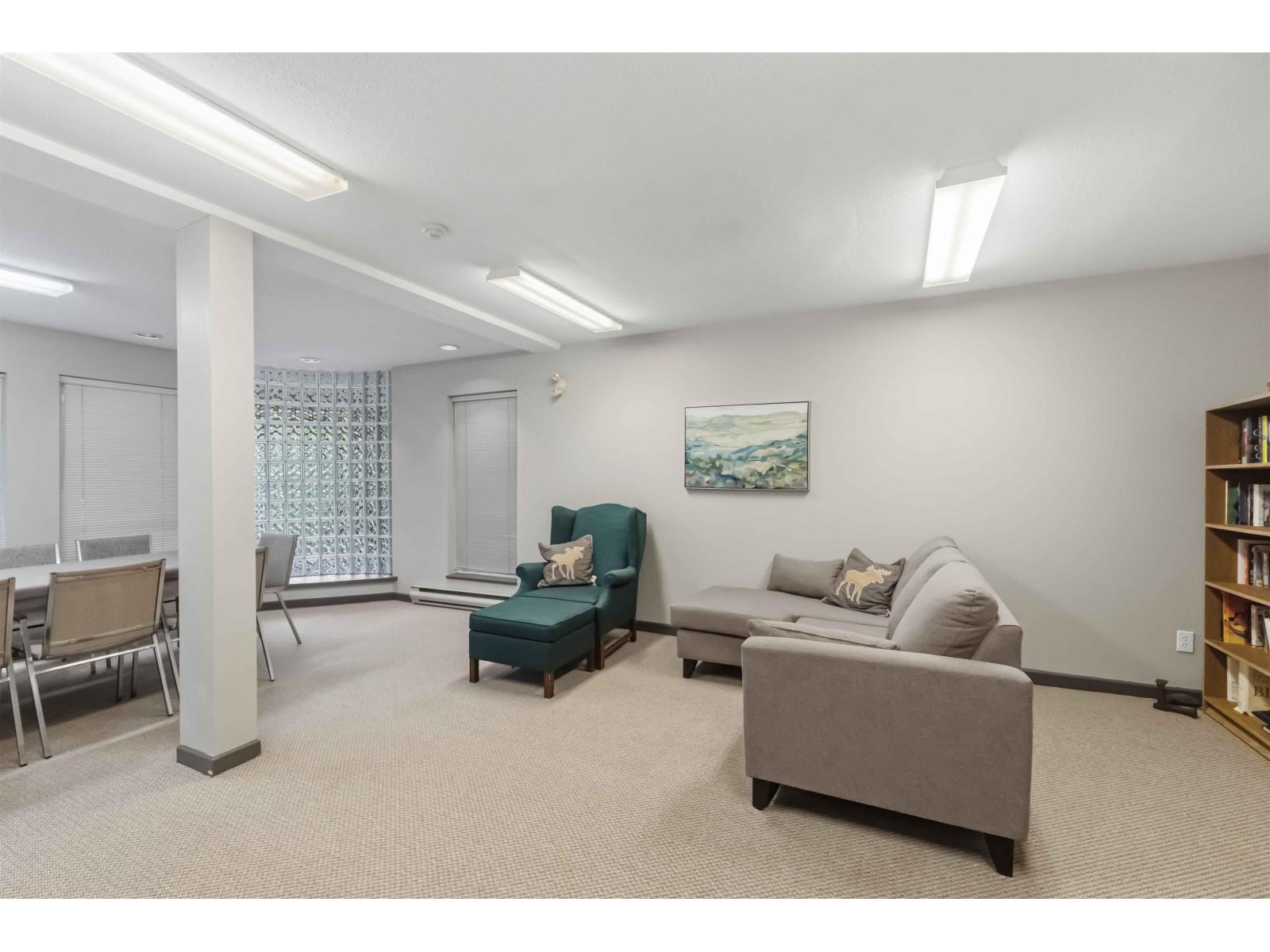107 15875 MARINE DRIVE, White Rock - Image 1
