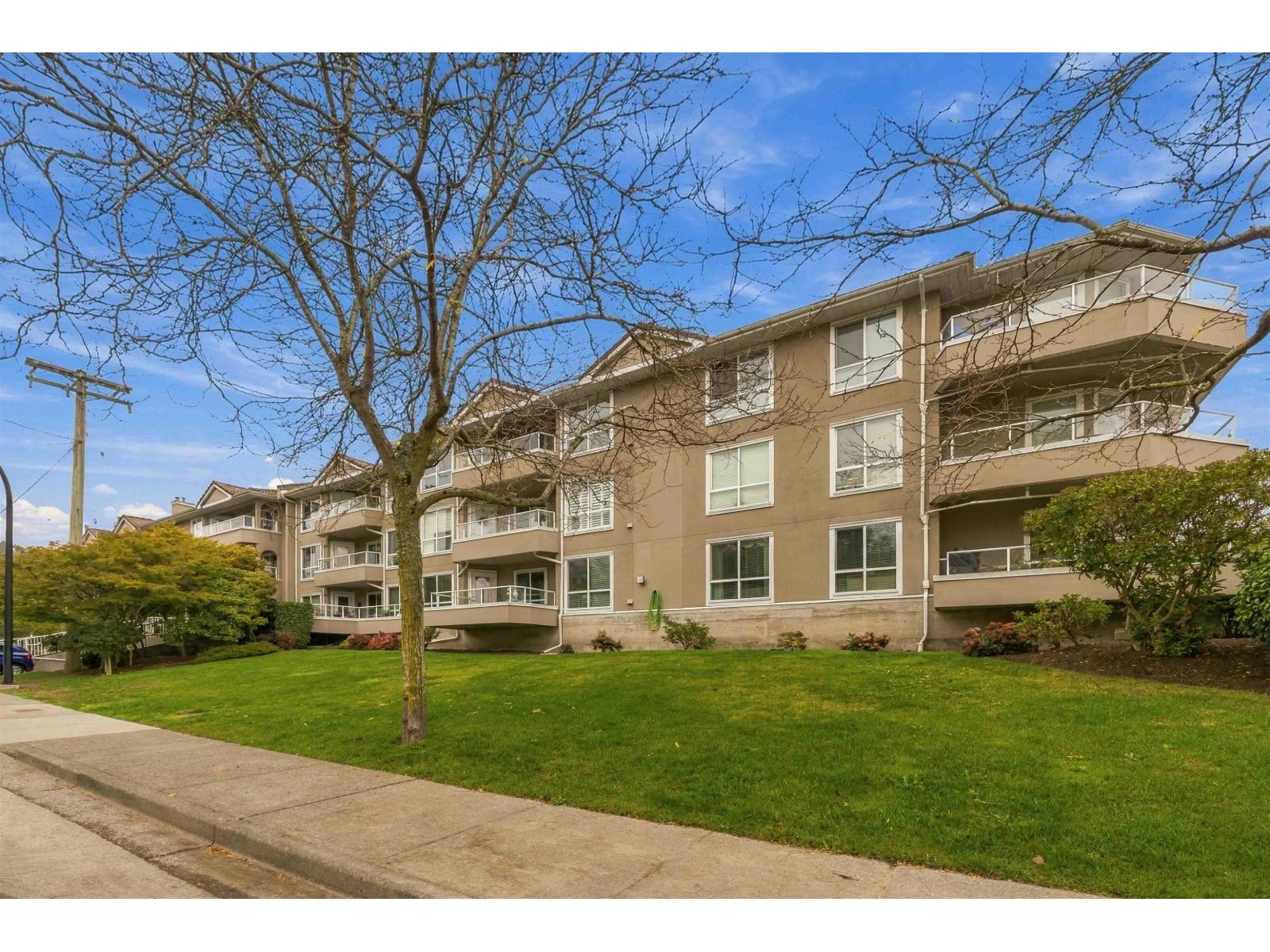 107 15875 MARINE DRIVE, White Rock - Image 1