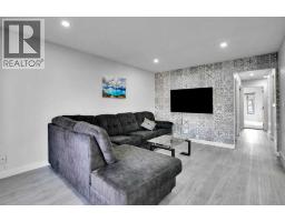 4304 44 Avenue NE - photo 10