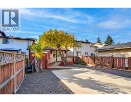 4304 44 Avenue NE - photo 39
