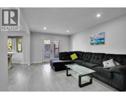 4304 44 Avenue NE - photo 8