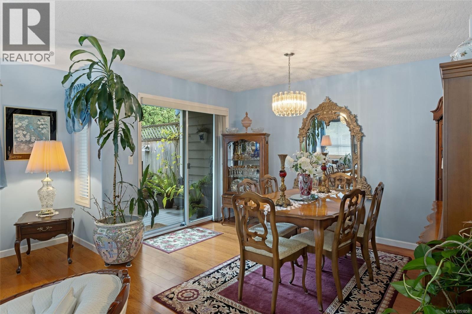 13 4619 Elk Lake Dr, Saanich - Image 1