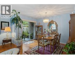 Kitchen - 13 4619 Elk Lake Dr, Saanich, BC V8Z5M2 Photo 10