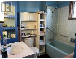 5 Stanhope Avenue, Markstay Warren, ON P0H2N0 Photo 7