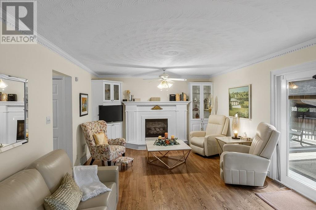 1326 Paquette Street - 14