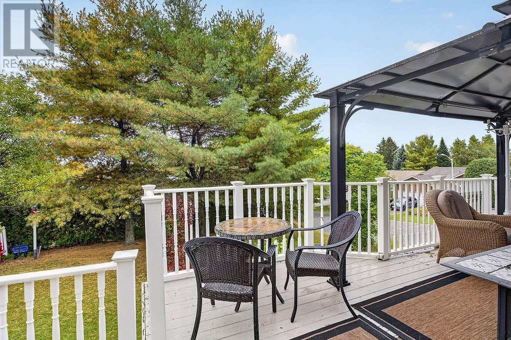 1326 Paquette Street - Image 57