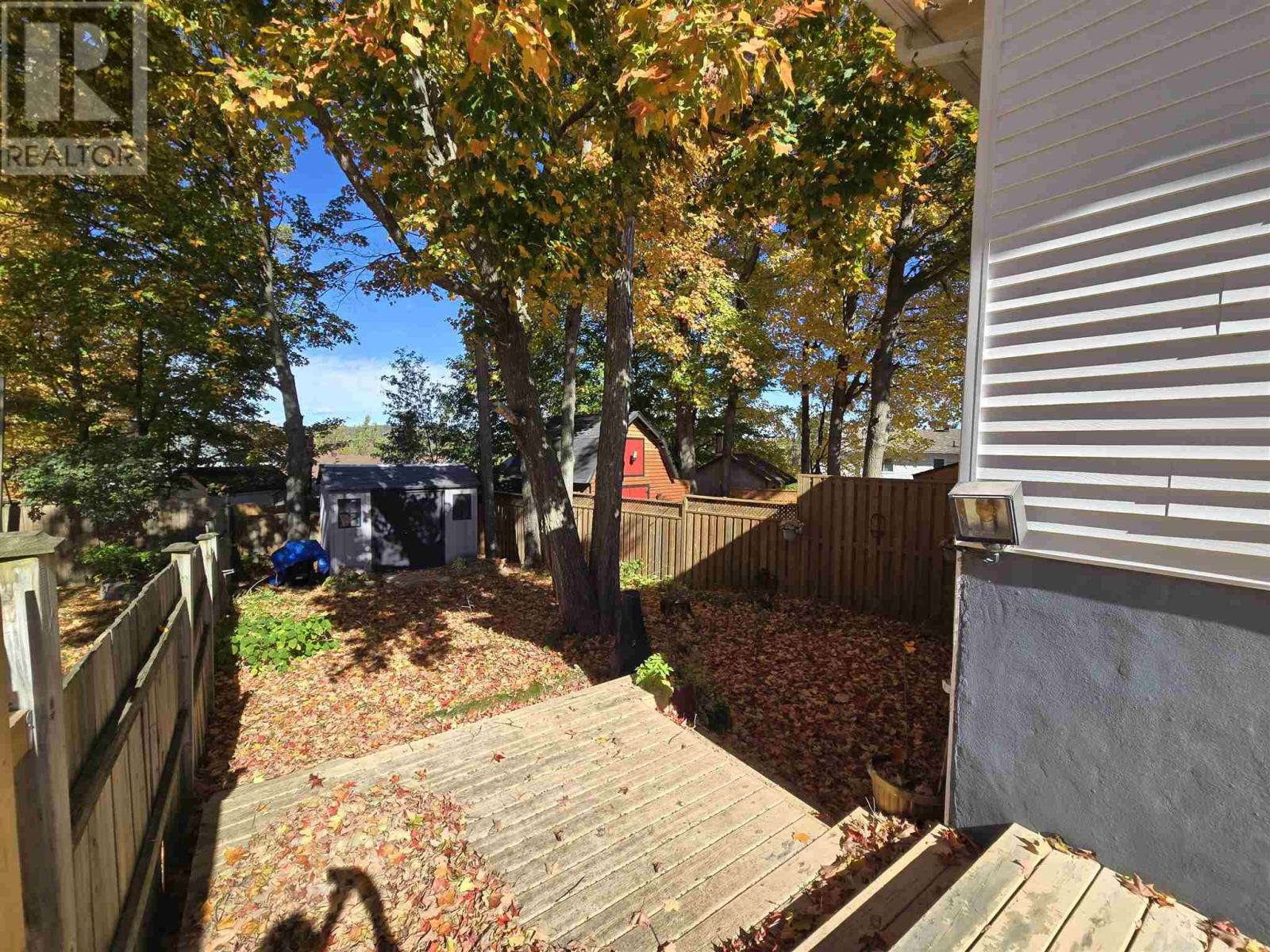 7 Feltz RD - 28