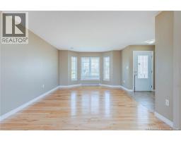 153 Ivy Road, photo 3