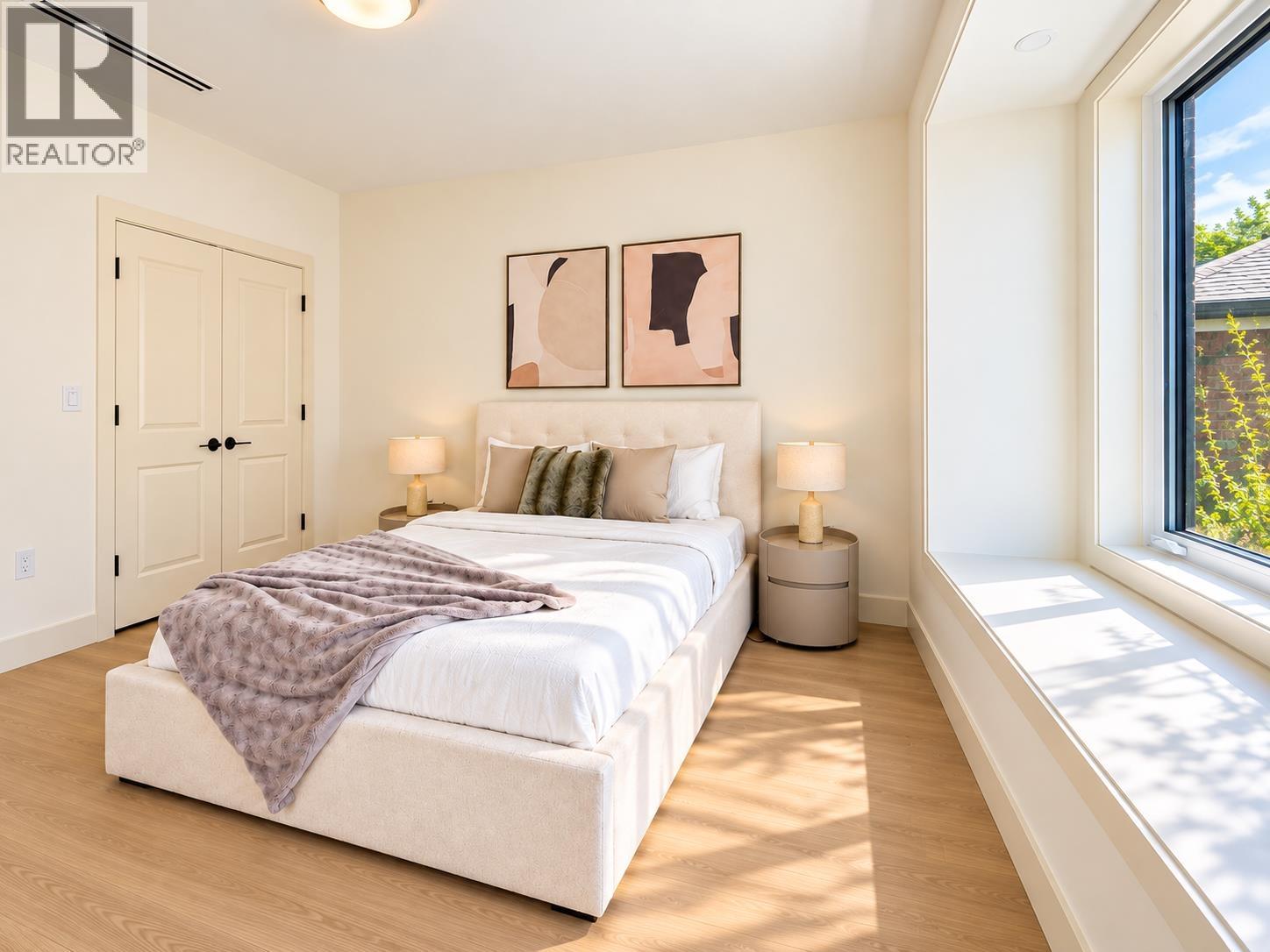 Photo of 2 6555 CARNEGIE STREET 26