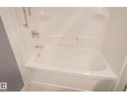 #102 10606 84 Av Nw, Edmonton, AB T6E2H6 Photo 17