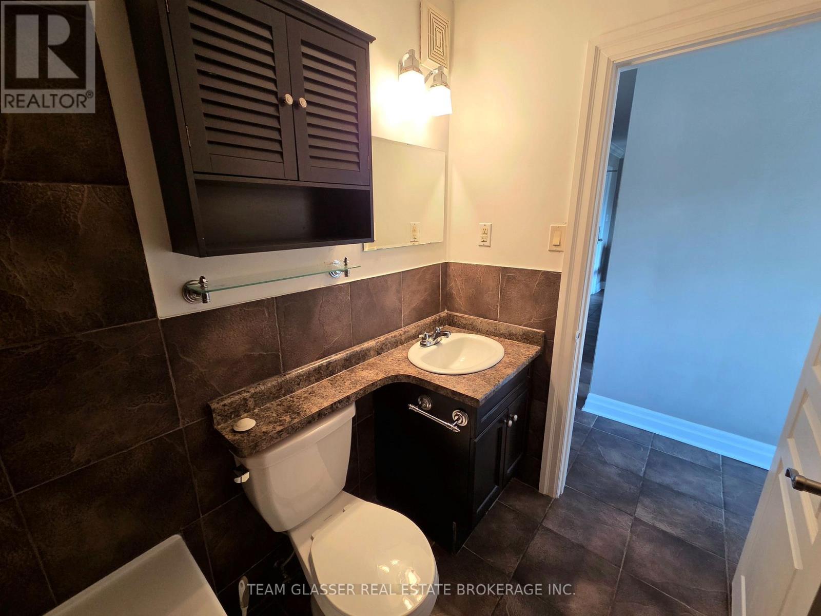 570 William Street — photo 19