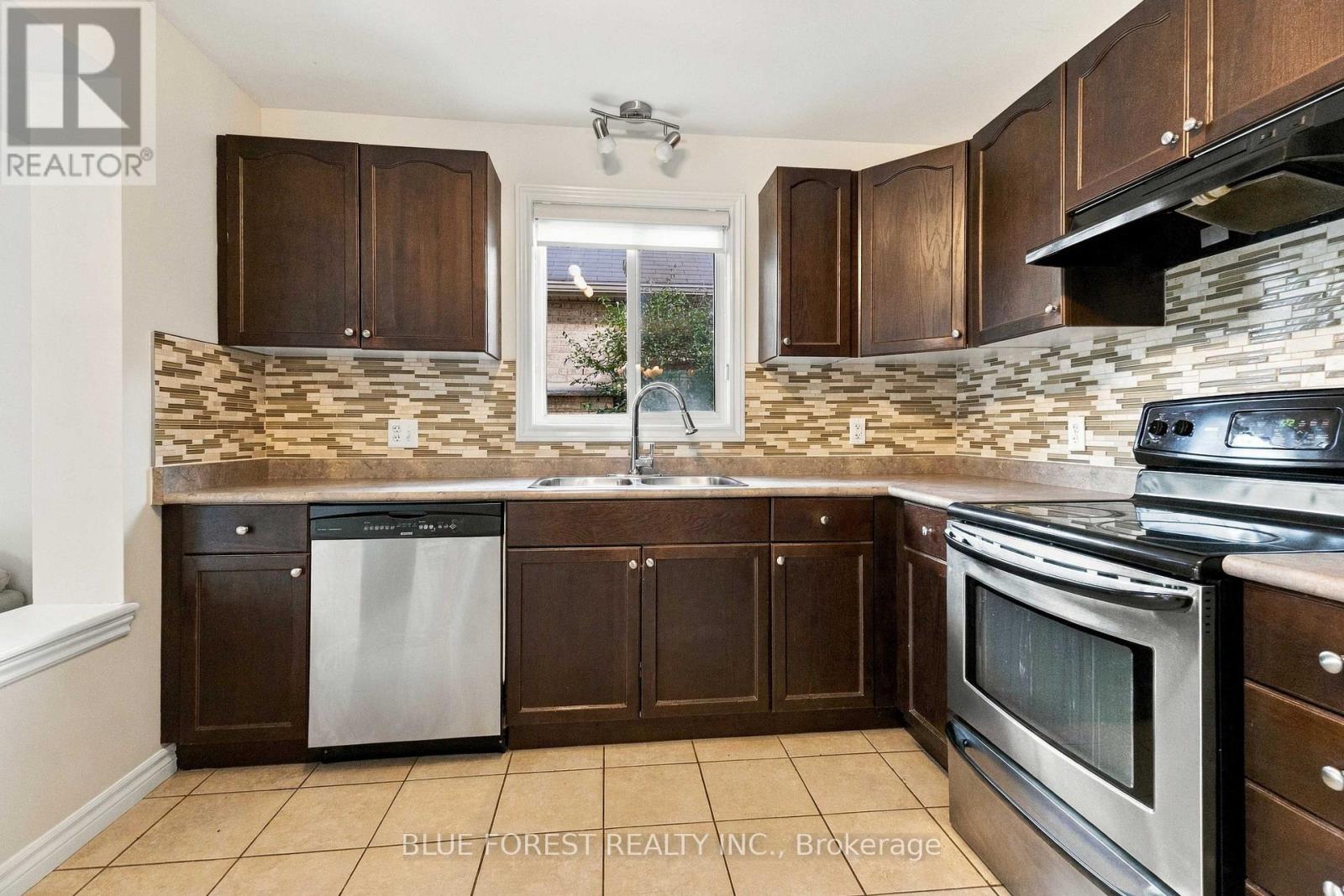 3224 MEADOWGATE BOULEVARD - Image 8