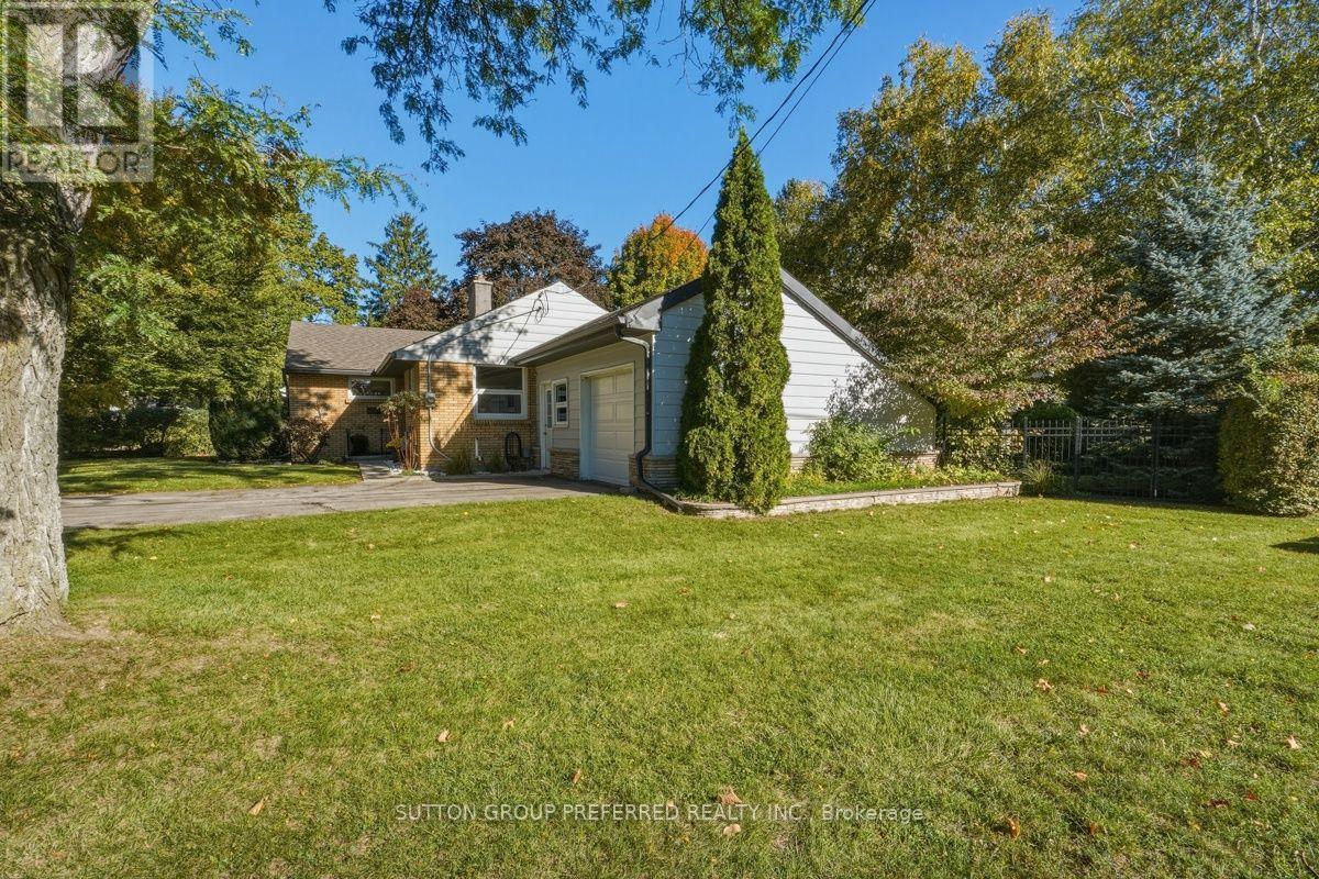 465 GLEN CRESCENT - 4