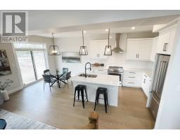 33 - 414 Old Wonderland Road, London South, ON N6K3R2 Photo 10