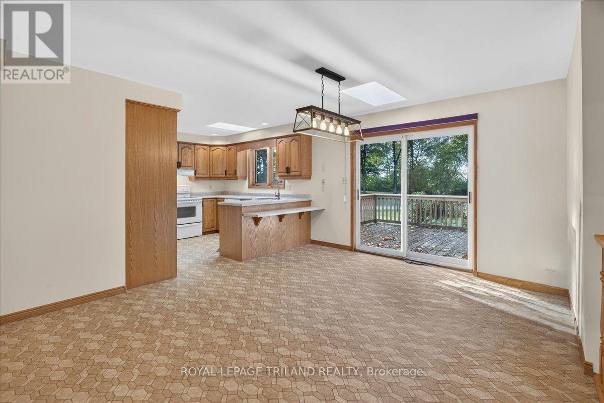 22775 DOGWOOD ROAD - Image 11