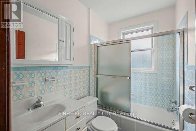 1217 Trafalgar Street — photo 17