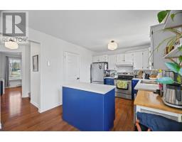 6 Ricketts Road thumbnail 4