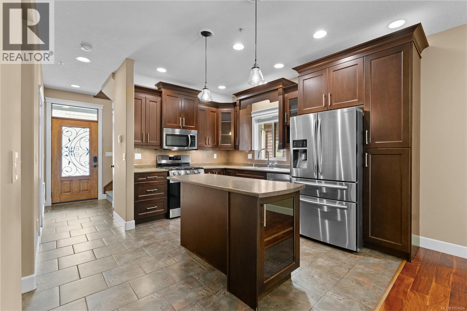 3470 Maveric Rd - 4