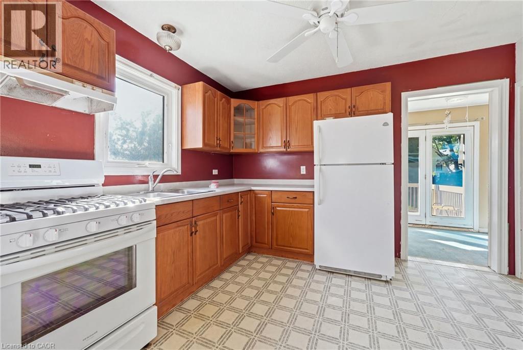 132 Grass Avenue — photo 14