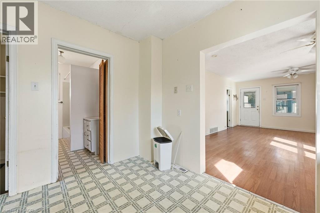 132 Grass Avenue — photo 15