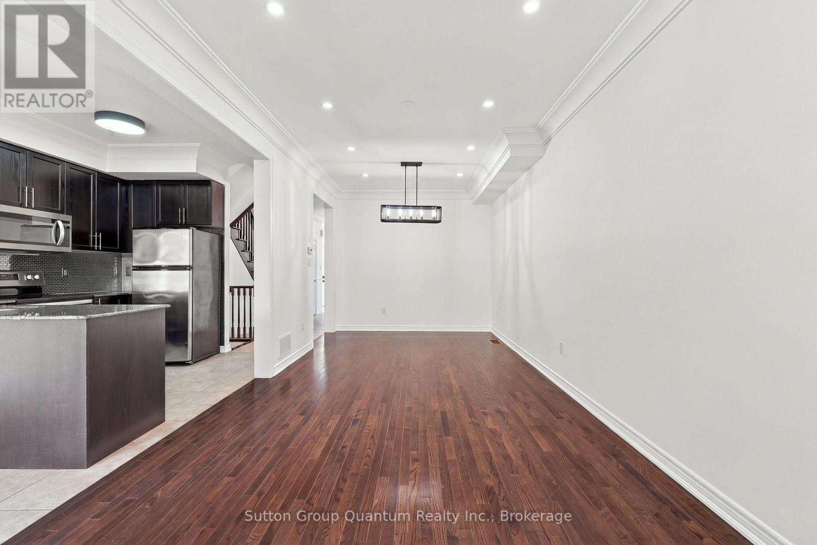 2435 MONTAGNE AVENUE - 15