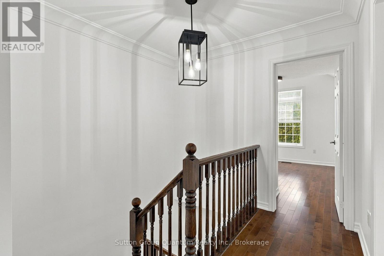 2435 MONTAGNE AVENUE - 27