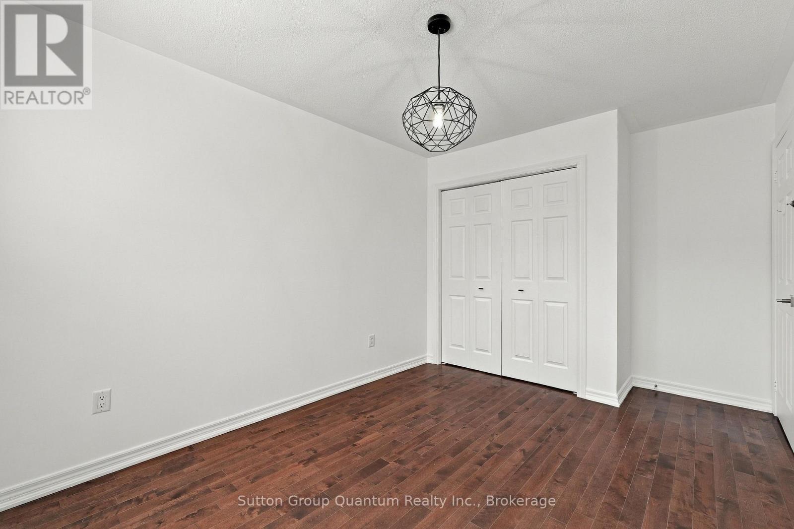 2435 MONTAGNE AVENUE - 34