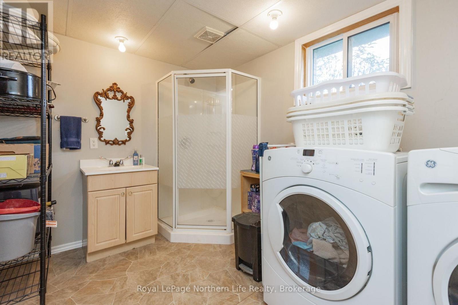 129 Bertha Road — photo 36