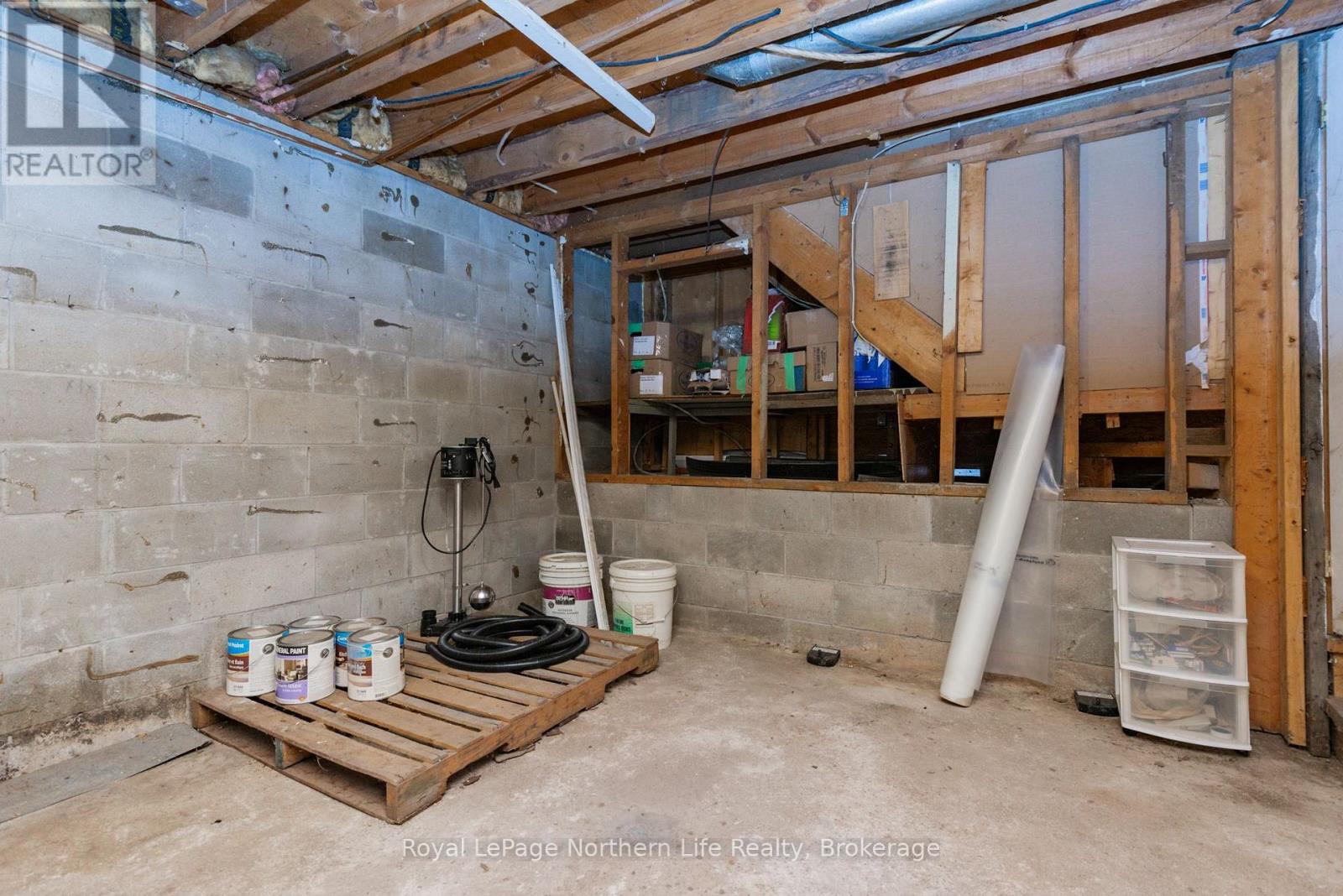 129 BERTHA ROAD - 38
