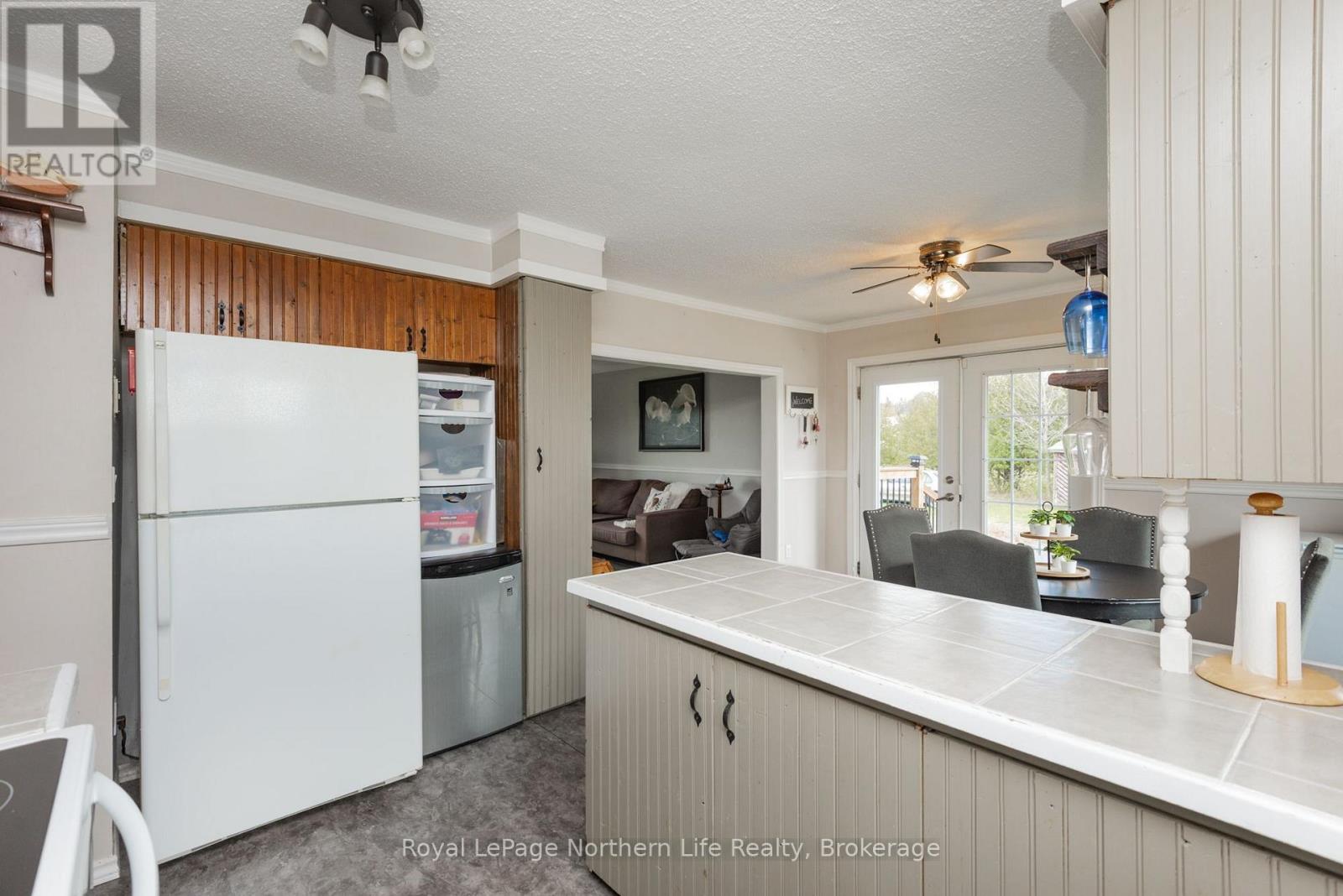 129 Bertha Road — photo 8