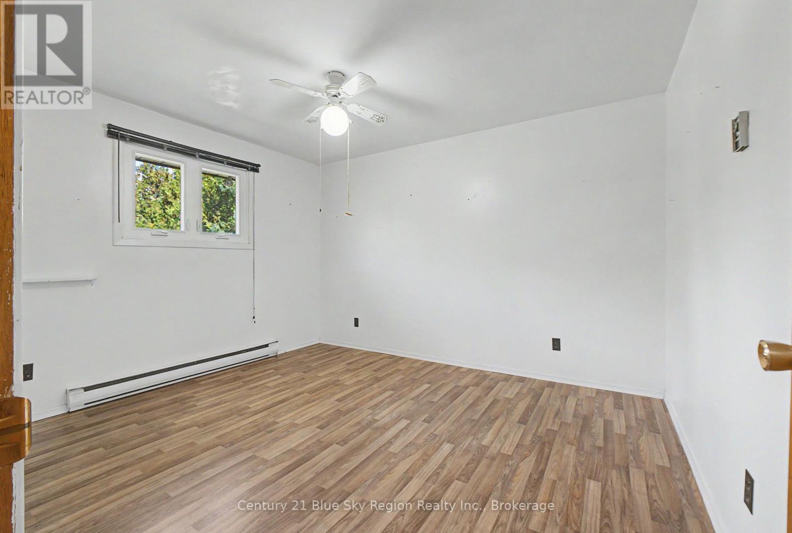 66 CARRIERE ROAD - 11