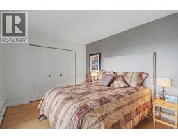 2003, 1100 8 Avenue SW - photo 20