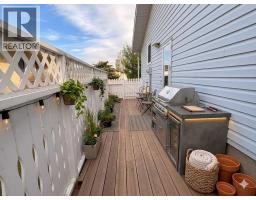 232 Madeira Place NE - photo 10